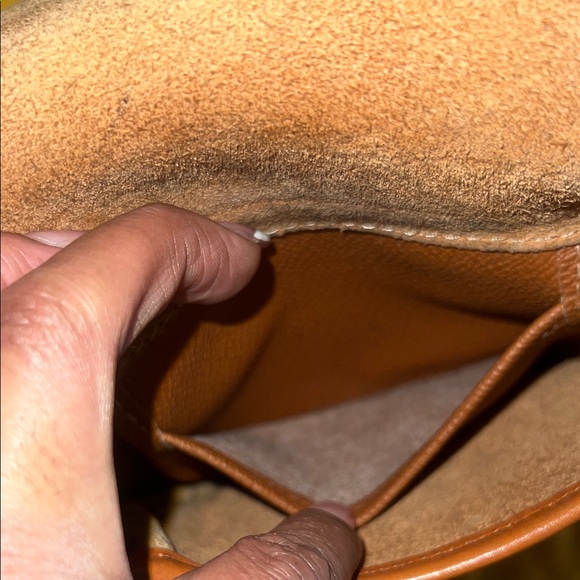 Dooney & Bourke Tan Leather Crossbody Bag - Picture 13 of 16